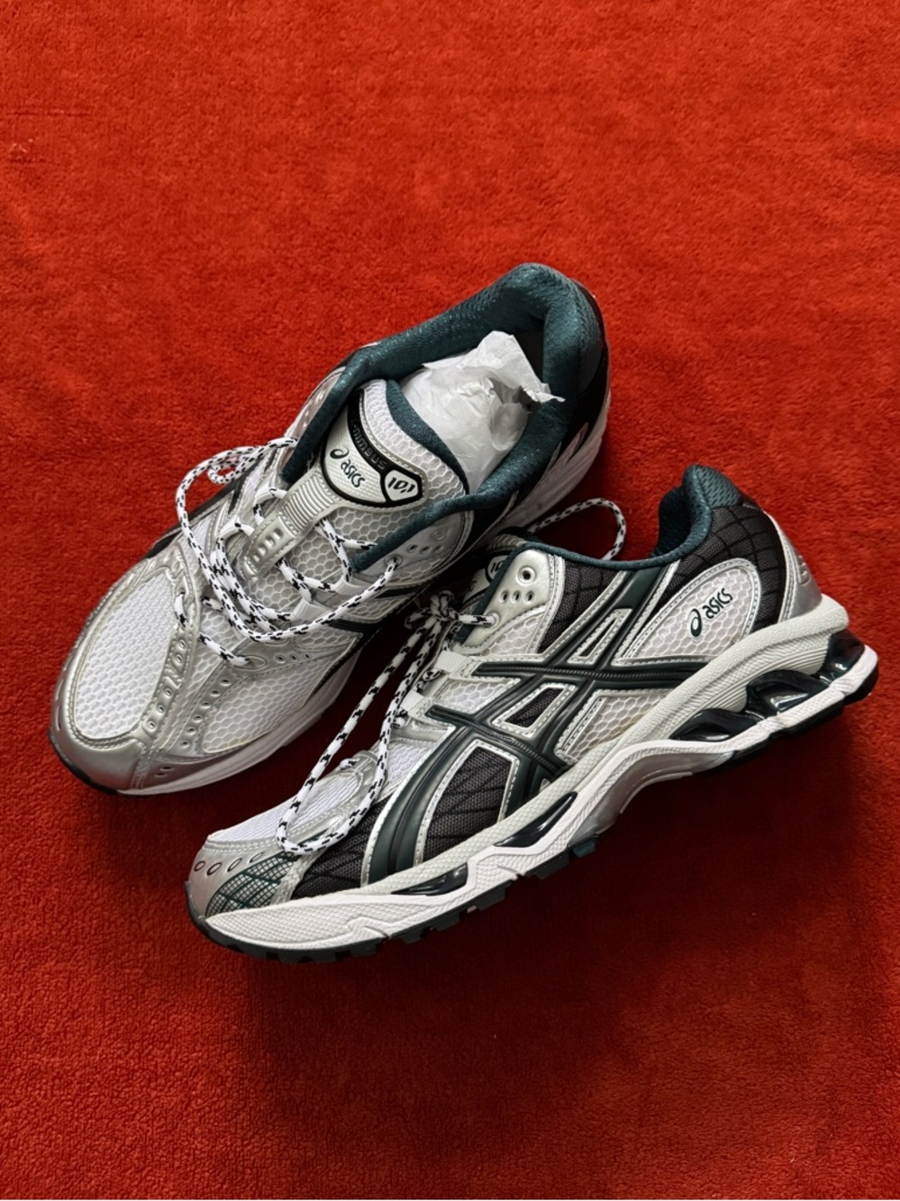 Asics Gel Nimbus 10.1 White Saxon Green Unisex (M 9.5, W 11) NWT